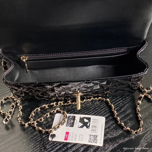 Hyper Peter Handbag CHANEL Handle Mini CHANELassic With Top 0814